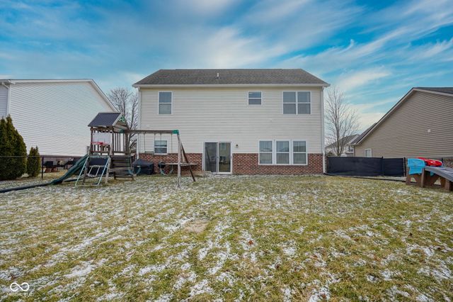 7148 N Chelmsford Drive, Mccordsville, IN 46055