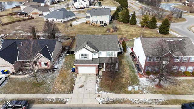 7148 N Chelmsford Drive, Mccordsville, IN 46055