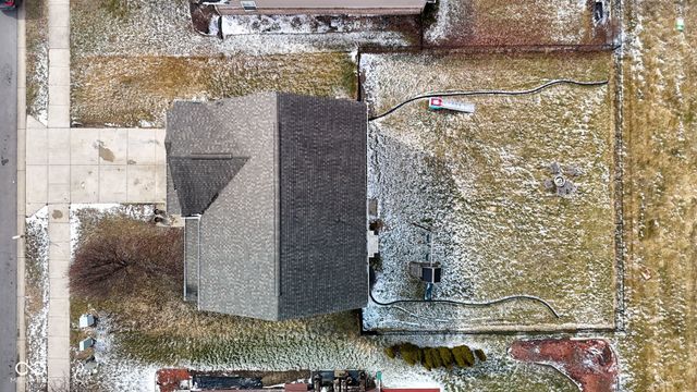 7148 N Chelmsford Drive, Mccordsville, IN 46055