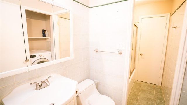 1911 Country Village Boulevard A, Humble, TX 77338