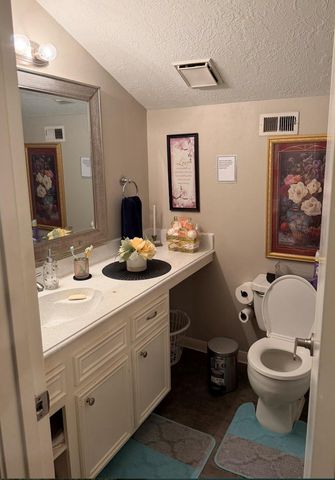 1911 Country Village Boulevard A, Humble, TX 77338