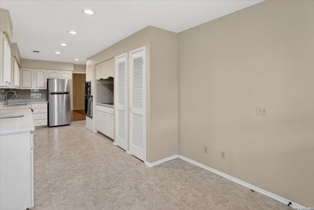 8033 N New Braunfels Ave Apt 400E, San Antonio, TX 78209