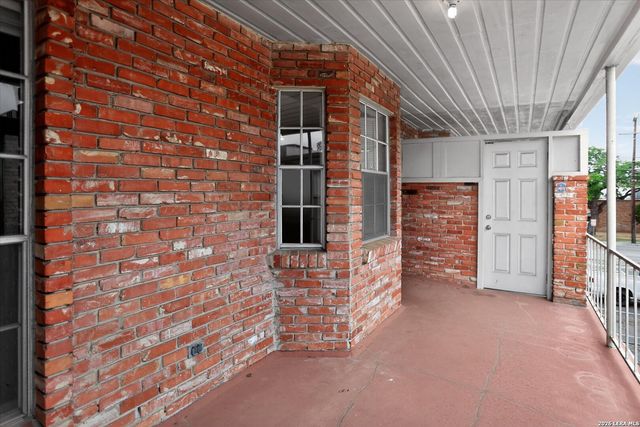 8033 N New Braunfels Ave Apt 400E, San Antonio, TX 78209