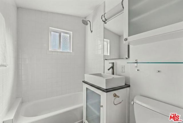 2404 Ocean Park Boulevard, Santa Monica, CA 90405