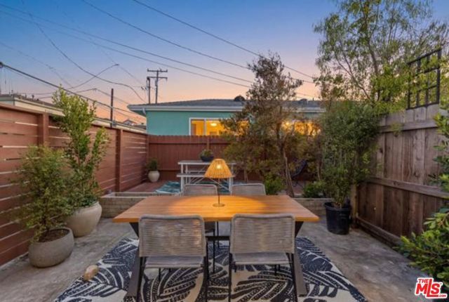 2404 Ocean Park Boulevard, Santa Monica, CA 90405