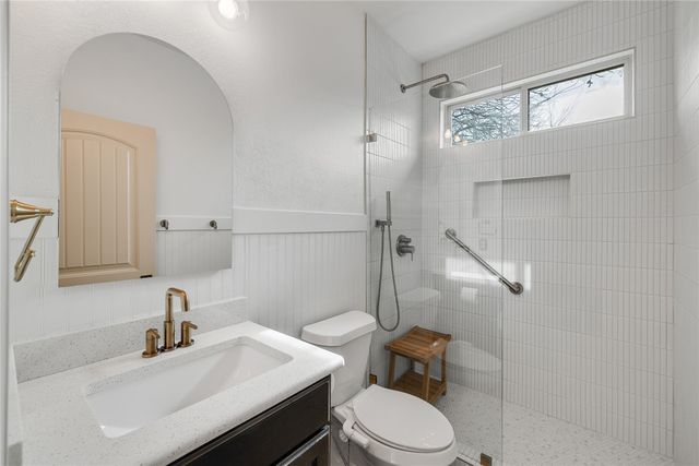 2434 Avenue A, Grand Prairie, TX 75051