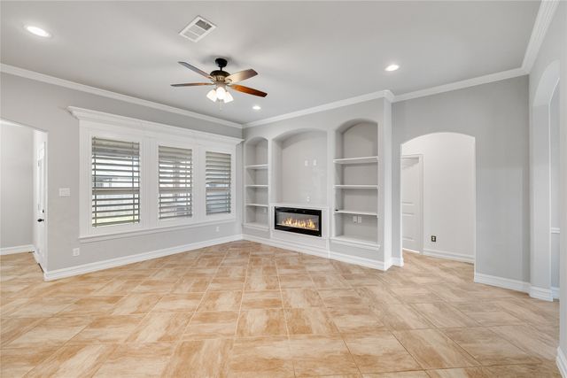 2434 Avenue A, Grand Prairie, TX 75051