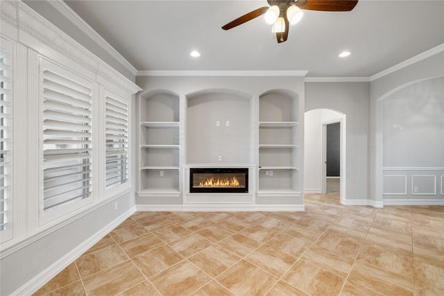 2434 Avenue A, Grand Prairie, TX 75051