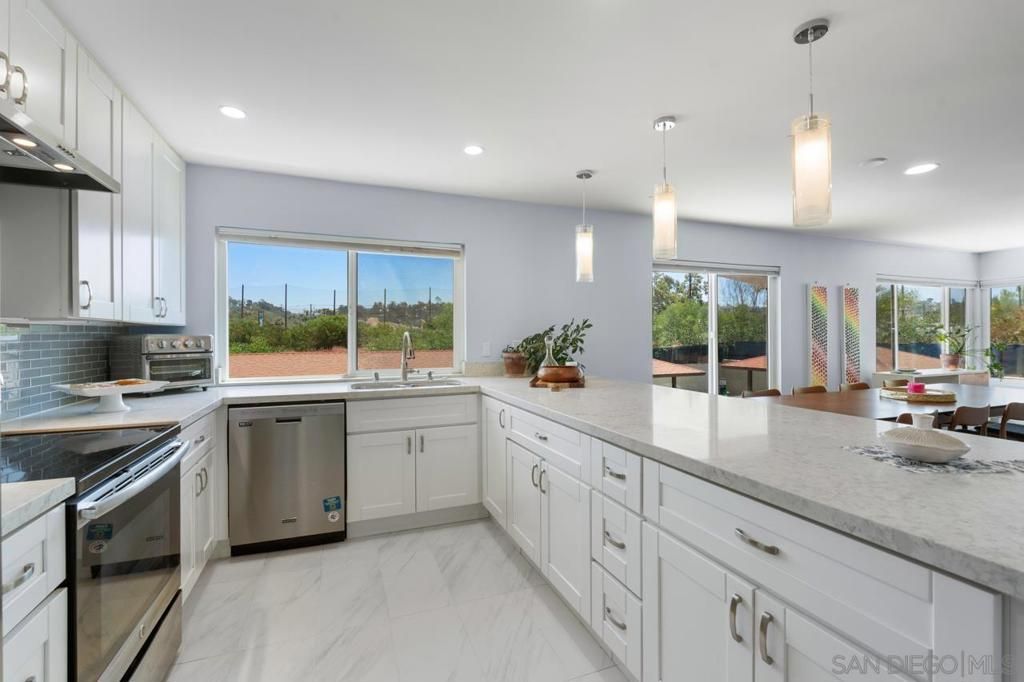 Image 10 of property listing at 6737 Friars Rd 175, San Diego, CA 92108