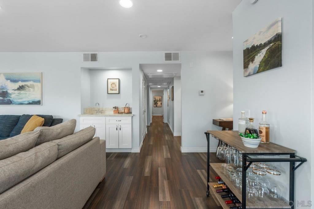 Image 12 of property listing at 6737 Friars Rd 175, San Diego, CA 92108