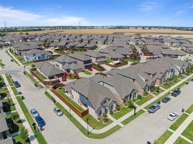 12405 Iveson Drive, Fort Worth, TX 76052