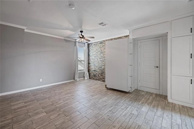 12405 Iveson Drive, Fort Worth, TX 76052