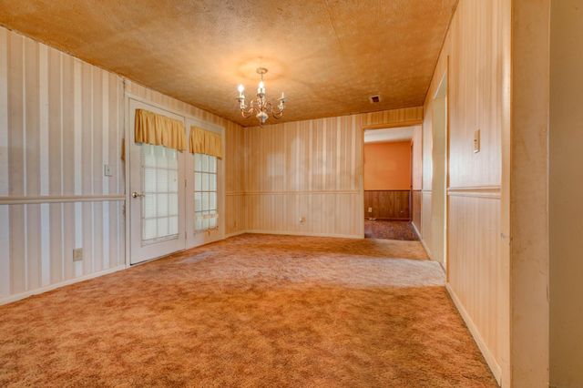 1000 New Cut Road, Jeffersonville, KY 40337