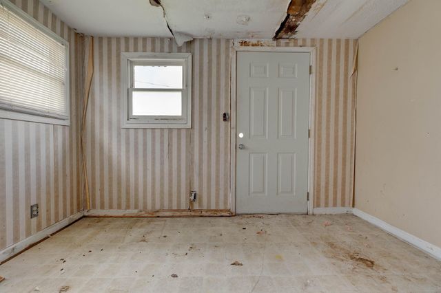 1000 New Cut Road, Jeffersonville, KY 40337