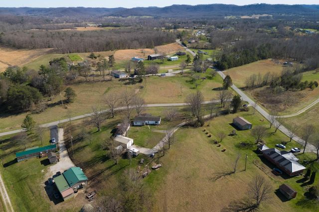 1000 New Cut Road, Jeffersonville, KY 40337