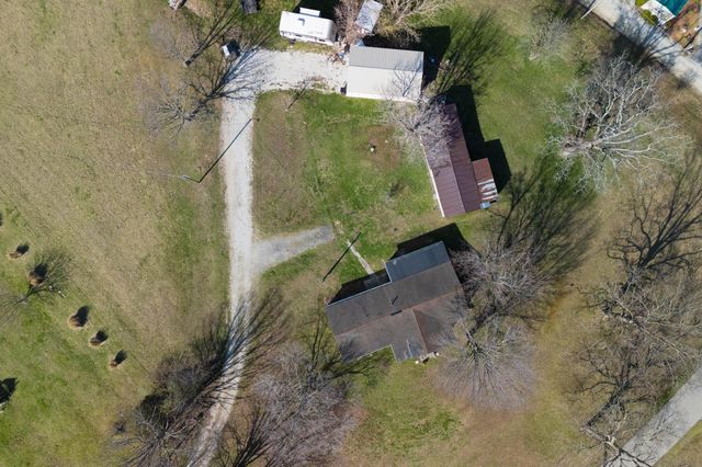 1000 New Cut Road, Jeffersonville, KY 40337