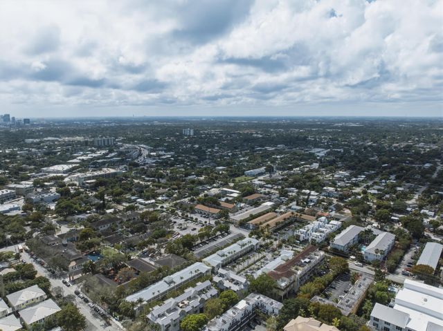 2660 NE 8th Avenue 102, Wilton Manors, FL 33334