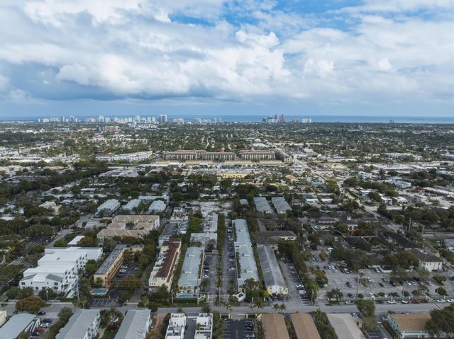 2660 NE 8th Avenue 102, Wilton Manors, FL 33334