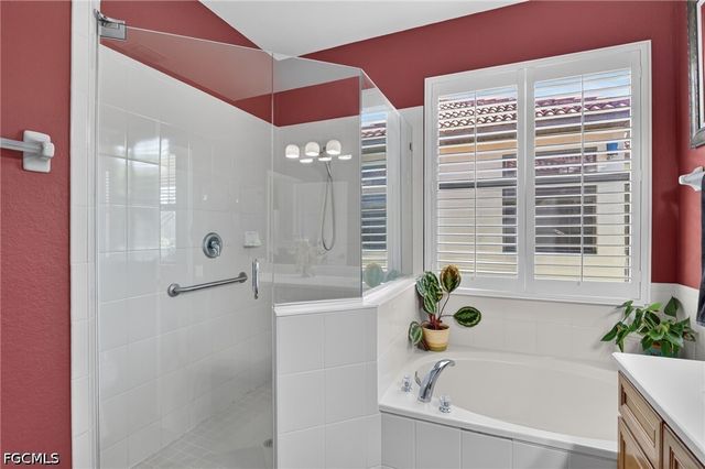 12148 Country Day CIR, Fort Myers, FL 33913