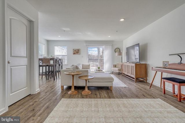 161 HIGH POINTE DR, Hummelstown, PA 17036