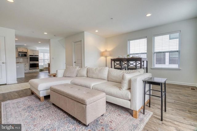 161 HIGH POINTE DR, Hummelstown, PA 17036