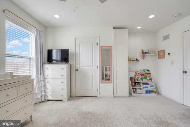 161 HIGH POINTE DR, Hummelstown, PA 17036