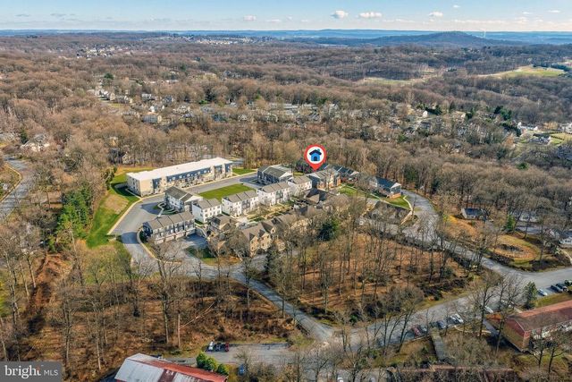 161 HIGH POINTE DR, Hummelstown, PA 17036