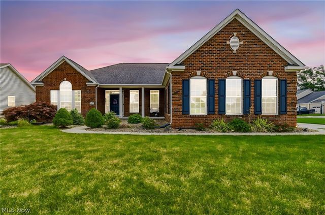 7347 Warblers Lane, North Ridgeville, OH 44039