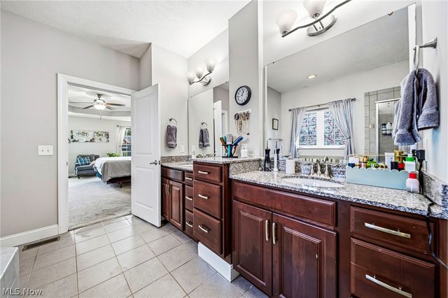 7347 Warblers Lane, North Ridgeville, OH 44039
