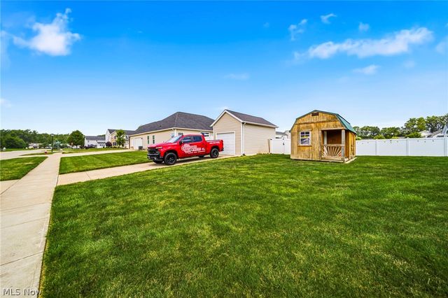 7347 Warblers Lane, North Ridgeville, OH 44039