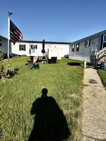 1194 W Grey Court, Wayland, MI 49348