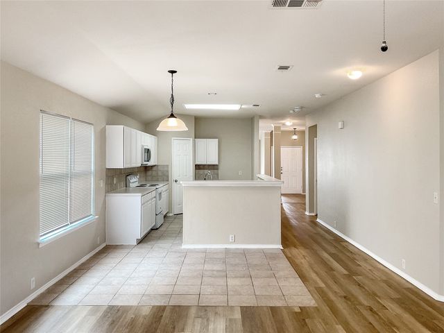 8429 Beaufort Court, Fort Worth, TX 76123