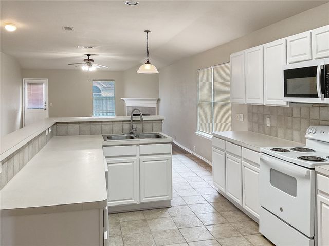 8429 Beaufort Court, Fort Worth, TX 76123