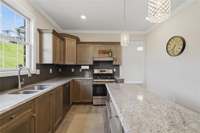 301 Juniper Way, Peters Twp, PA 15317