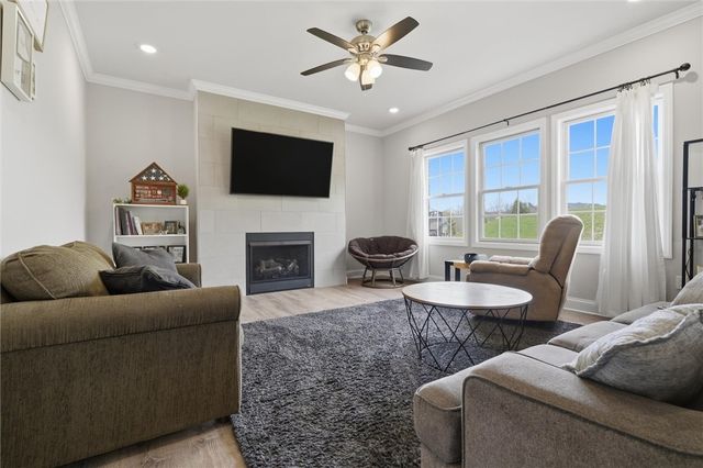 301 Juniper Way, Peters Twp, PA 15317