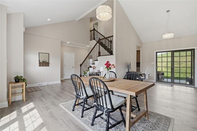 301 Juniper Way, Peters Twp, PA 15317