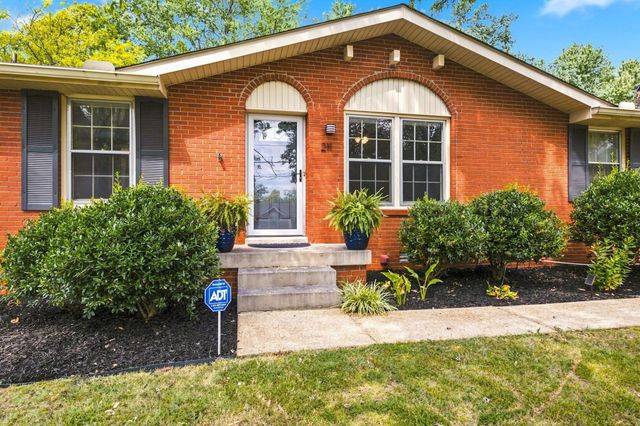 211 Blue Ridge Dr, Old Hickory, TN 37138