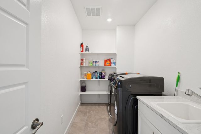 3837 Nava Ave, Sacramento, CA 95835