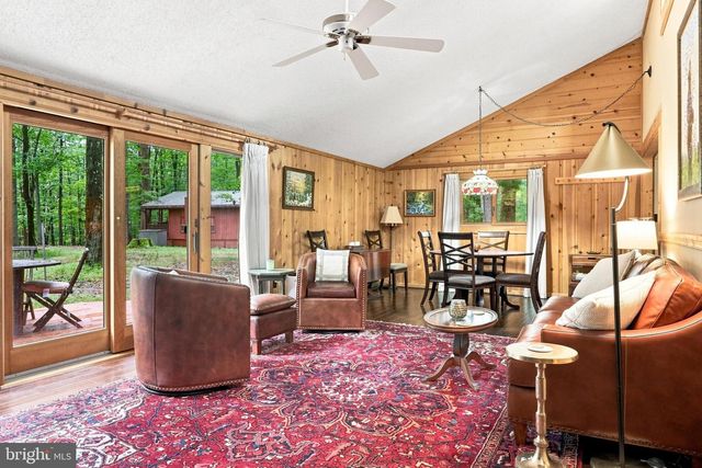 664 TUCKAHOE TRL, Hedgesville, WV 25427