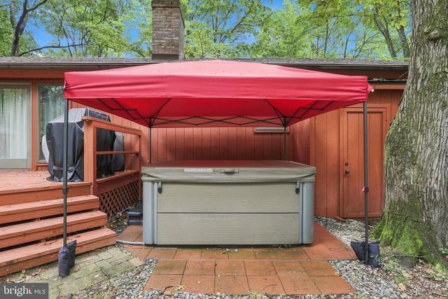 664 TUCKAHOE TRL, Hedgesville, WV 25427