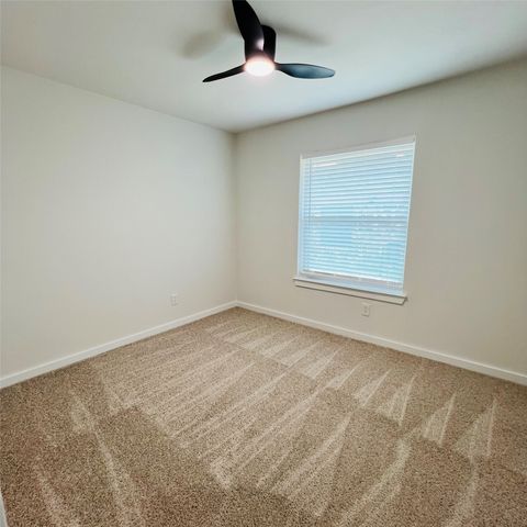 1703 Justin Lyn Street, Arlington, TX 76012