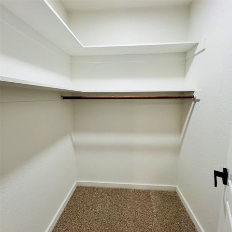 1703 Justin Lyn Street, Arlington, TX 76012