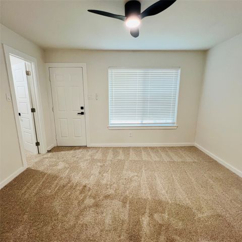 1703 Justin Lyn Street, Arlington, TX 76012