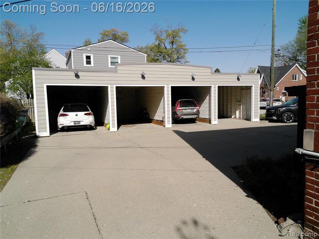 2041 N Main Street 1, Royal Oak, MI 48073