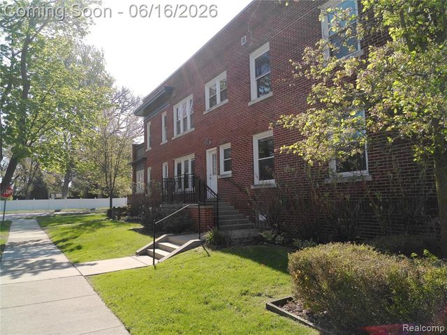 2041 N Main Street 1, Royal Oak, MI 48073