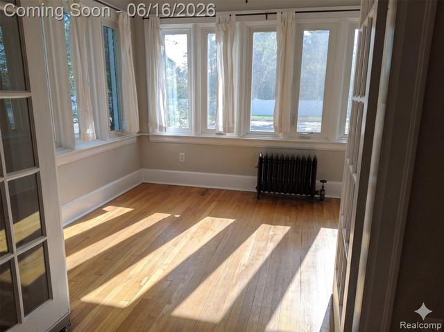 2041 N Main Street 1, Royal Oak, MI 48073