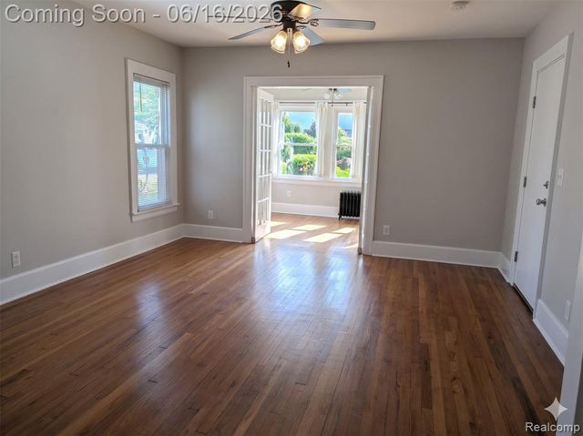 2041 N Main Street 1, Royal Oak, MI 48073