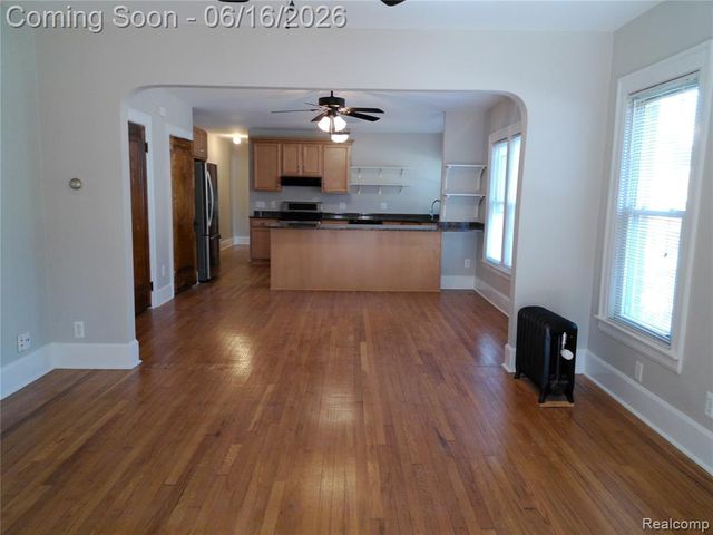 2041 N Main Street 1, Royal Oak, MI 48073
