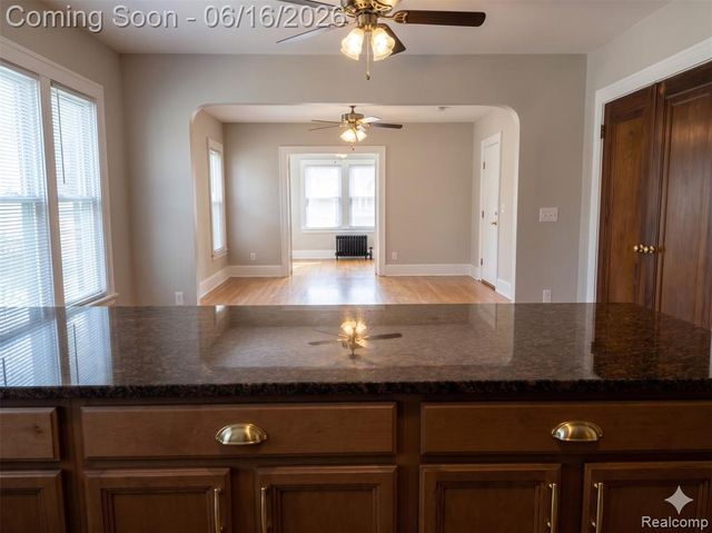 2041 N Main Street 1, Royal Oak, MI 48073