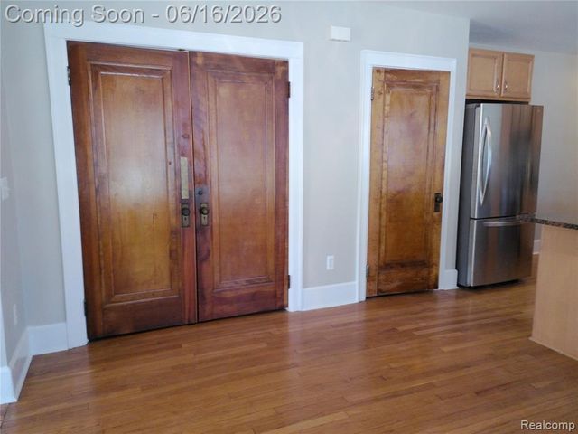 2041 N Main Street 1, Royal Oak, MI 48073